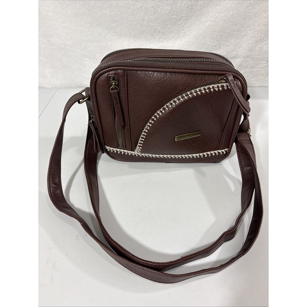 White Mountain Brown Camera Crossbody Whipstitch Accent Purse SEE DESCRIPTION